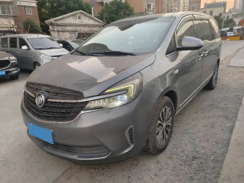 2022 Buick GL8 2.0T 237HP L4 9AT