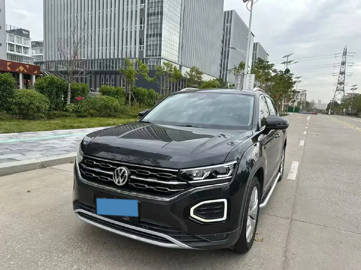 2020 Volkswagen Tayron 2.0T 220HP L4 7DCT