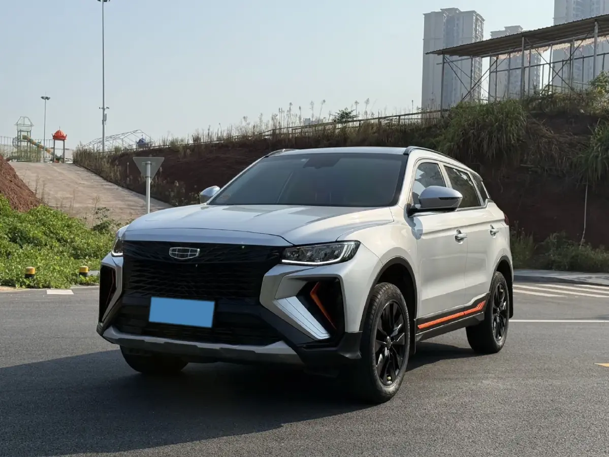 2022 Dongfeng RuiQi 7 2.0T 228HP L4 8AT