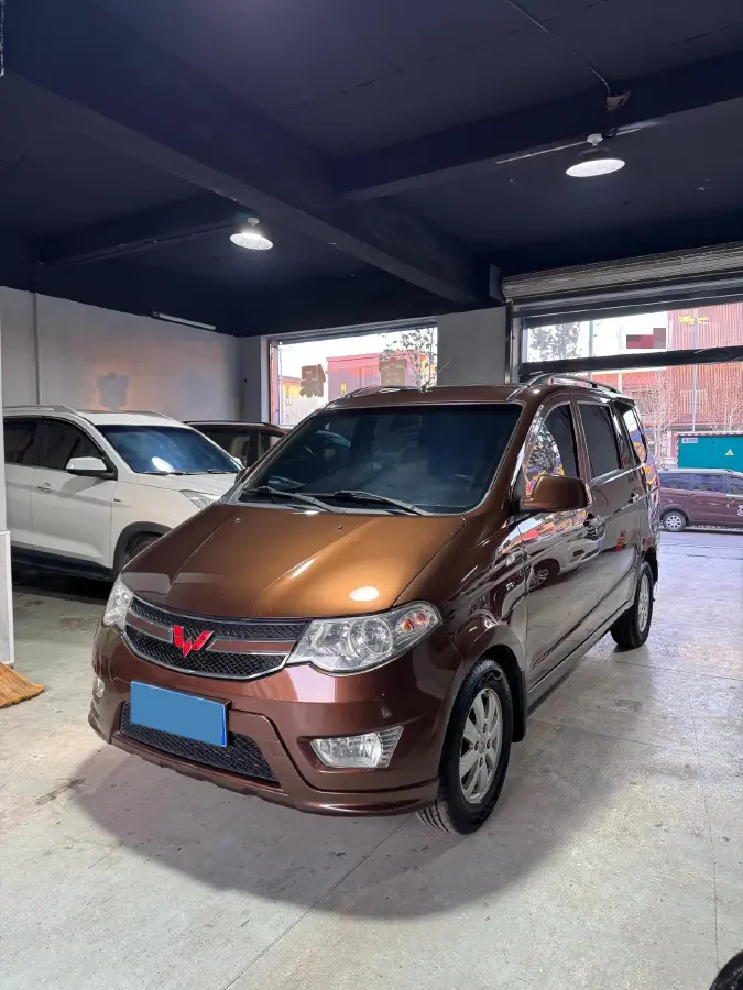2016 WuLing HongGuang 1.5L 112HP L4 5MT
