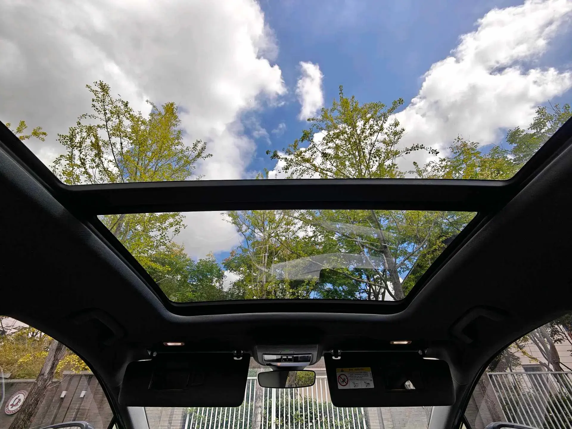 2024 AUDI Q4 thumbnail 4