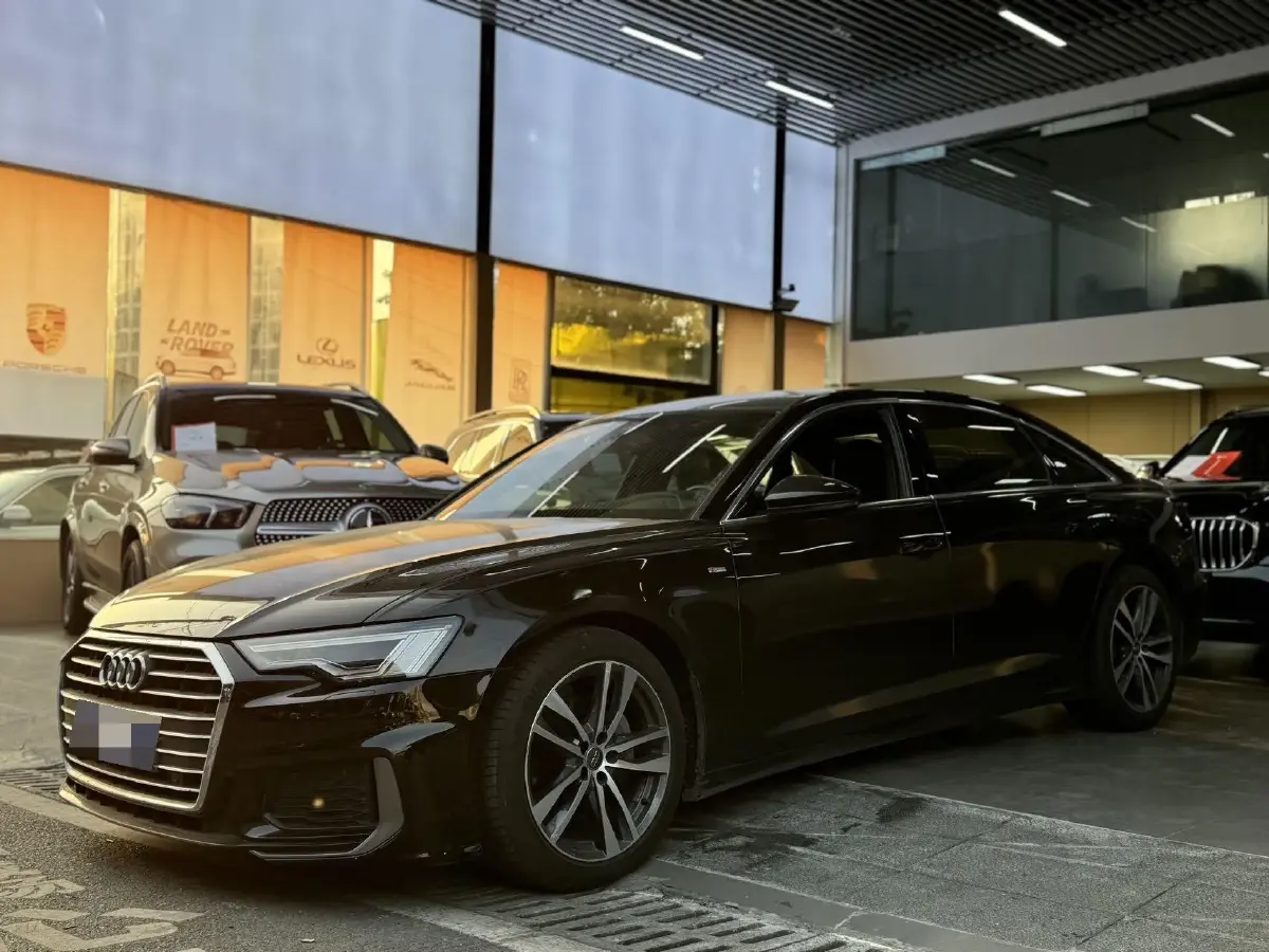 2019 Audi A6L 2.0T 190HP L4 7DCT