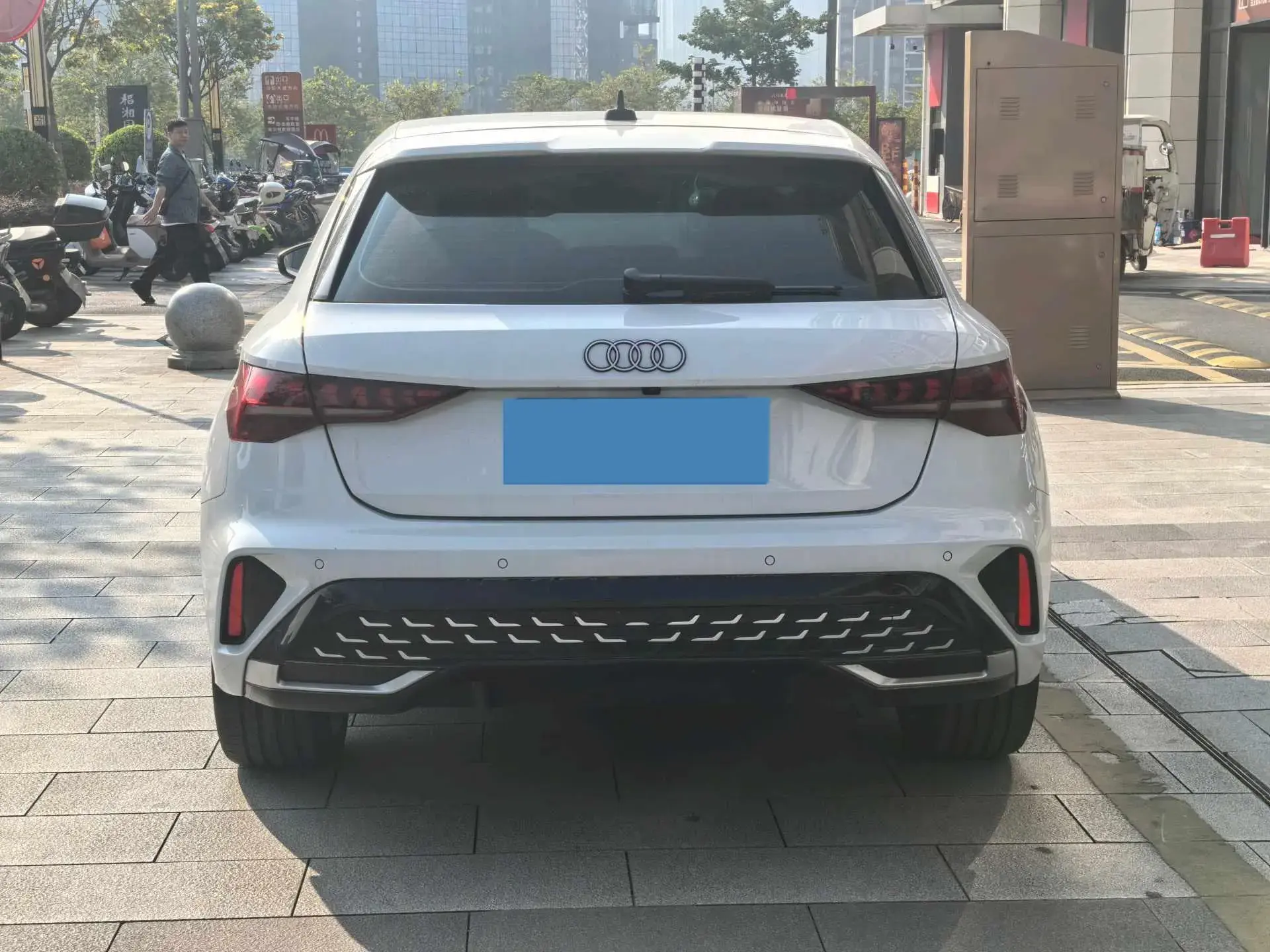 2025 AUDI A3 thumbnail 2