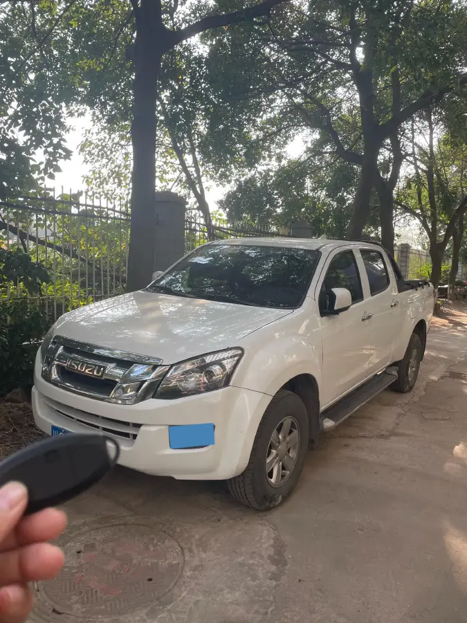 2020 Isuzu LingTuo 2.5T 150HP L4 6AT