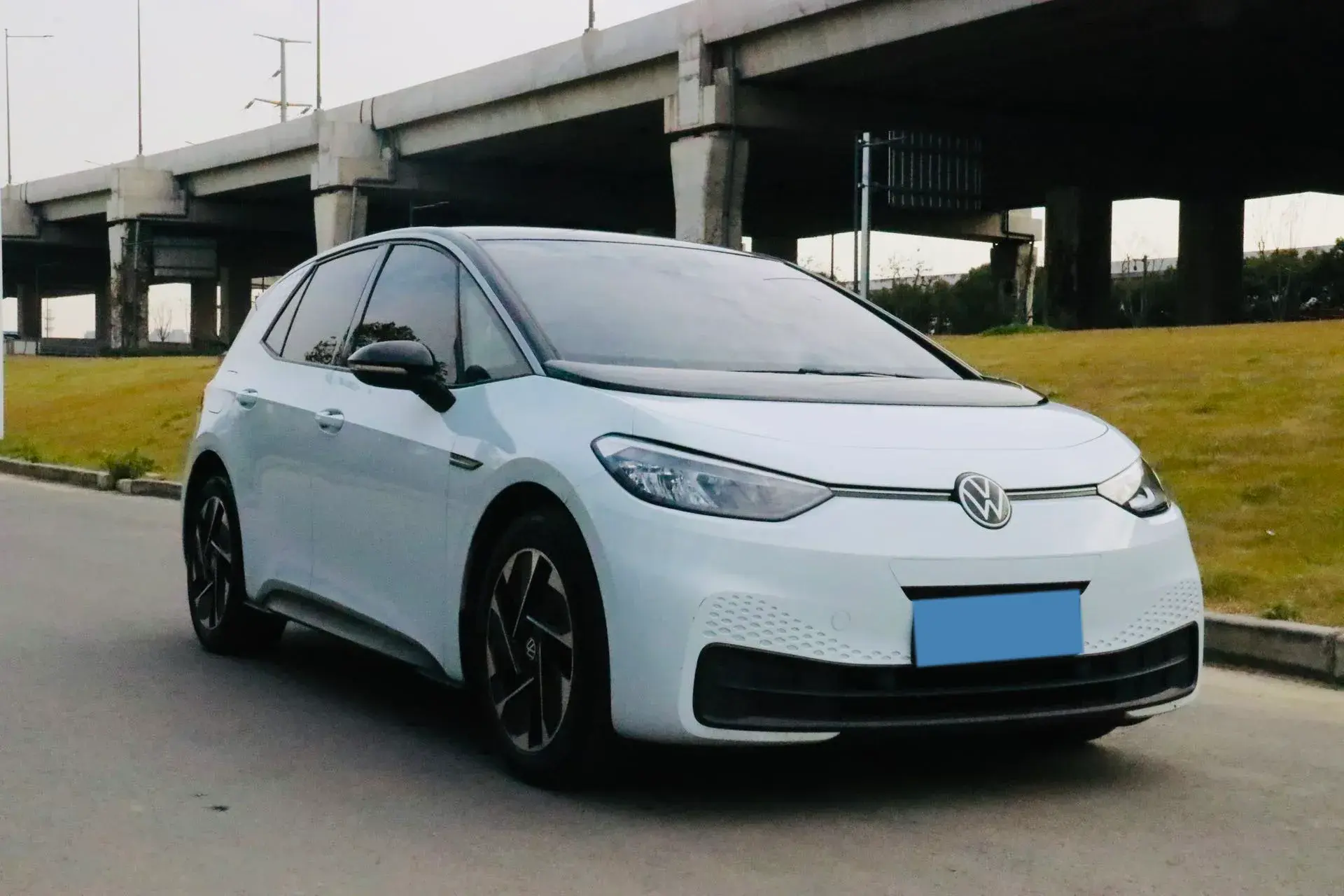 2022 VOLKSWAGEN ID.3 thumbnail 2