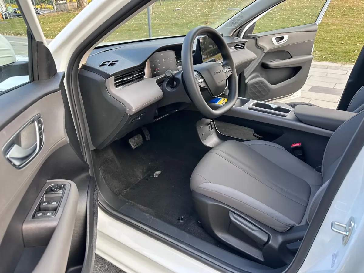 2025 Roewe E6 BEV,autocango,china used car exporter,china ev exporter,chinese used car exporter,chinese used ev exporter