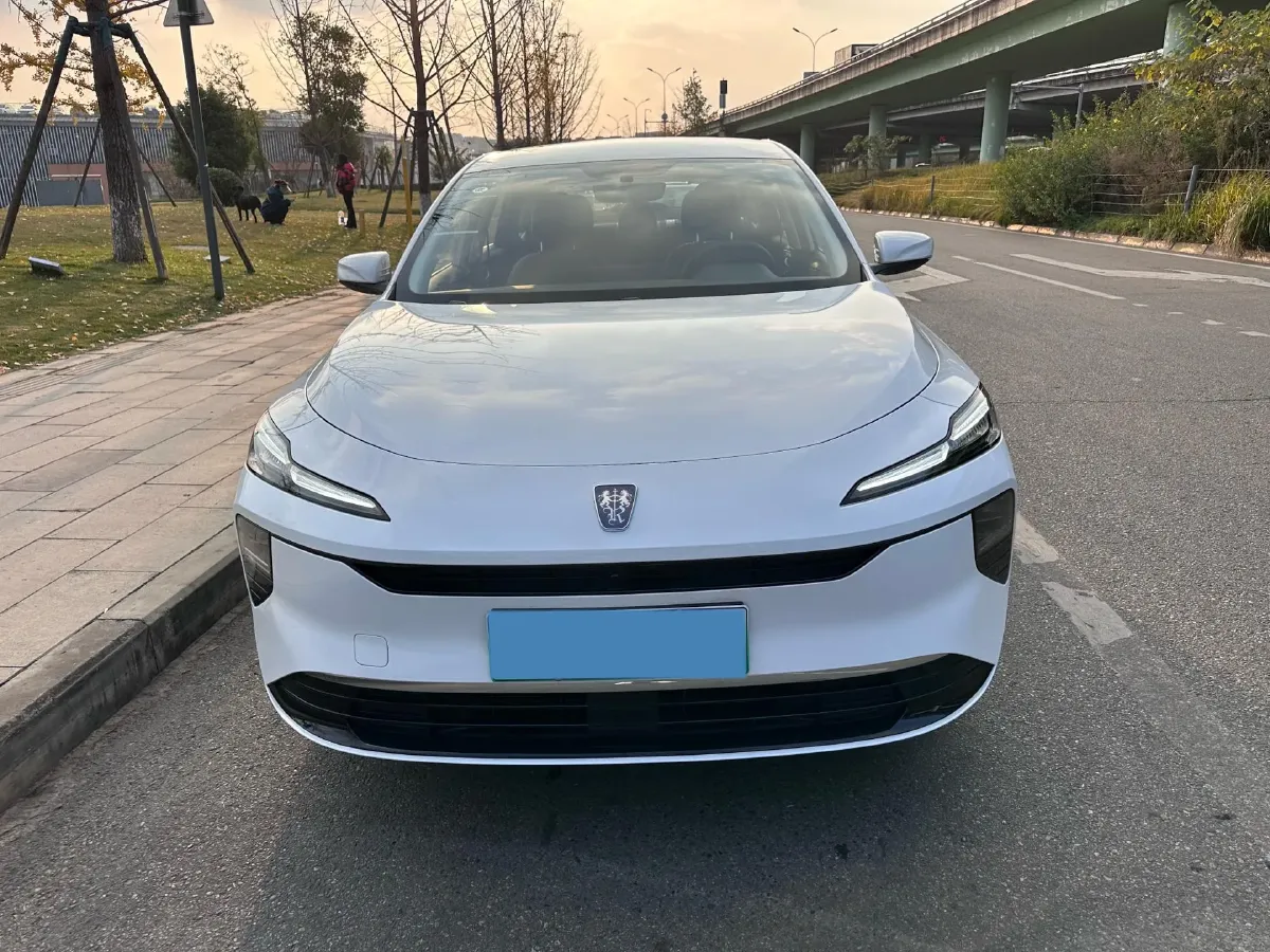 2025 Roewe E6 BEV,autocango,china used car exporter,china ev exporter,chinese used car exporter,chinese used ev exporter