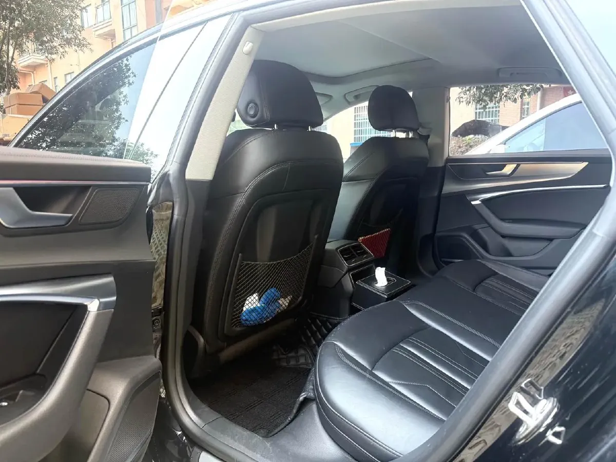 2021 Audi A7 2.0T 245HP L4 7DCT,autocango,china used car exporter,china ev exporter,chinese used car exporter,chinese used ev exporter