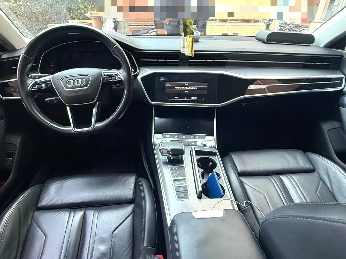 2021 Audi A7 2.0T 245HP L4 7DCT,autocango,china used car exporter,china ev exporter,chinese used car exporter,chinese used ev exporter