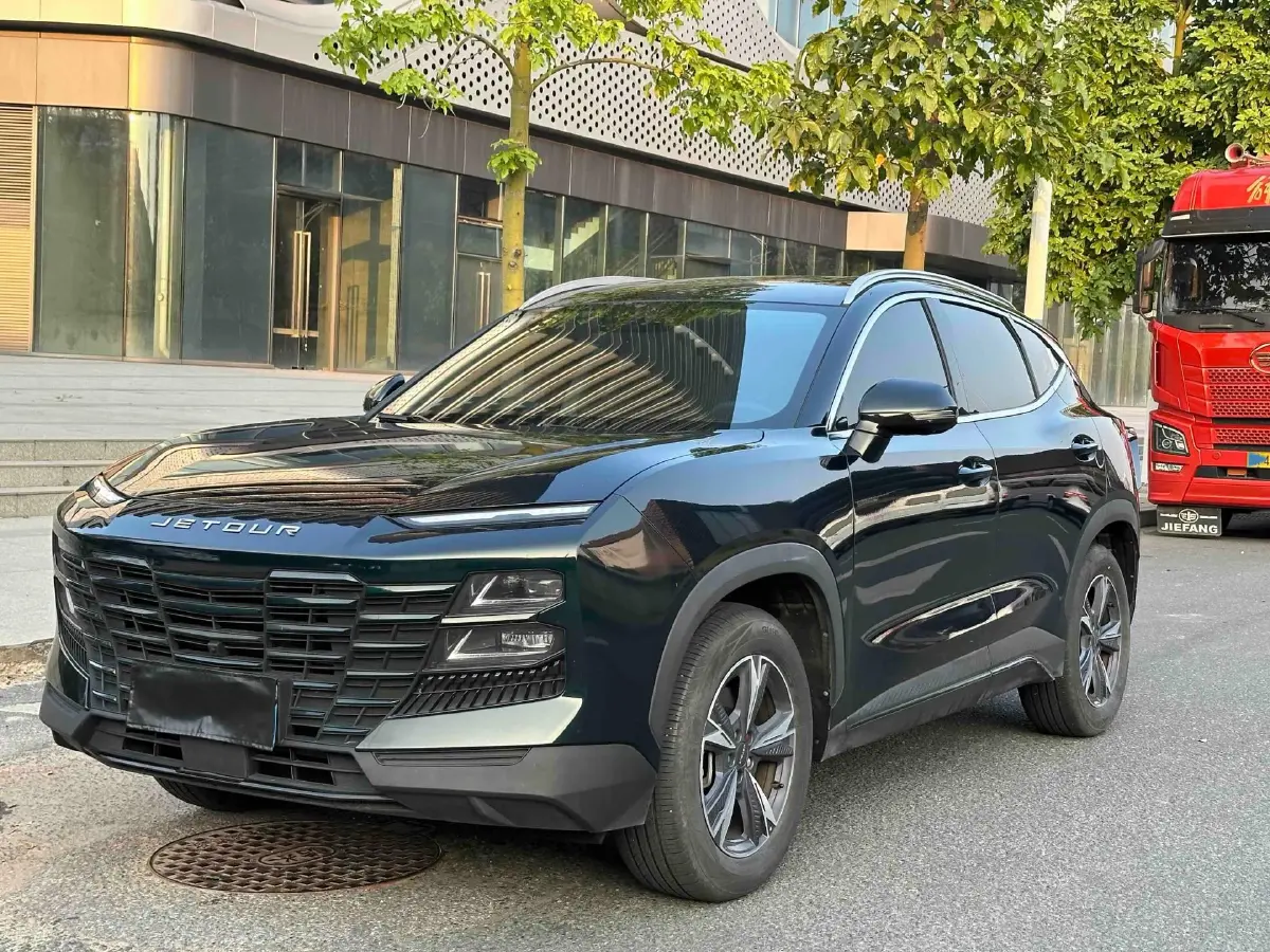 2024 Jetour DASHING 1.5T 156HP L4 6DCT