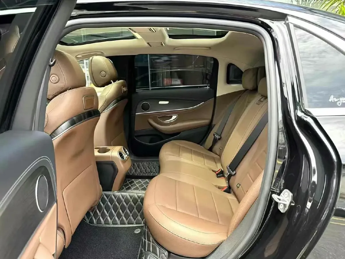 2020 Mercedes-Benz E Class 2.0T 258HP L4 9AT,autocango,china used car exporter,china ev exporter,chinese used car exporter,chinese used ev exporter