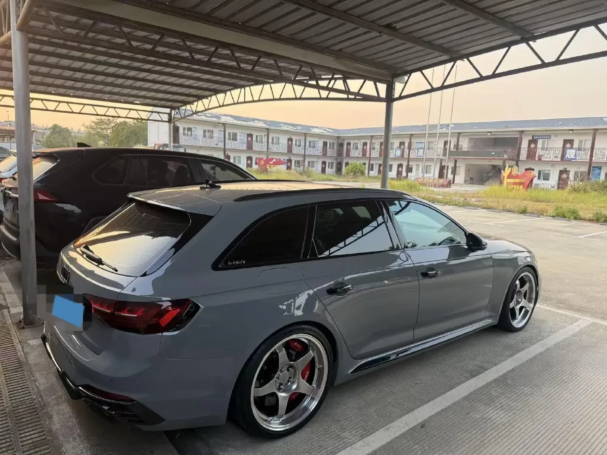 2021 Audi RS 4 2.9T 450HP V6 8AT,autocango,china used car exporter,china ev exporter,chinese used car exporter,chinese used ev exporter