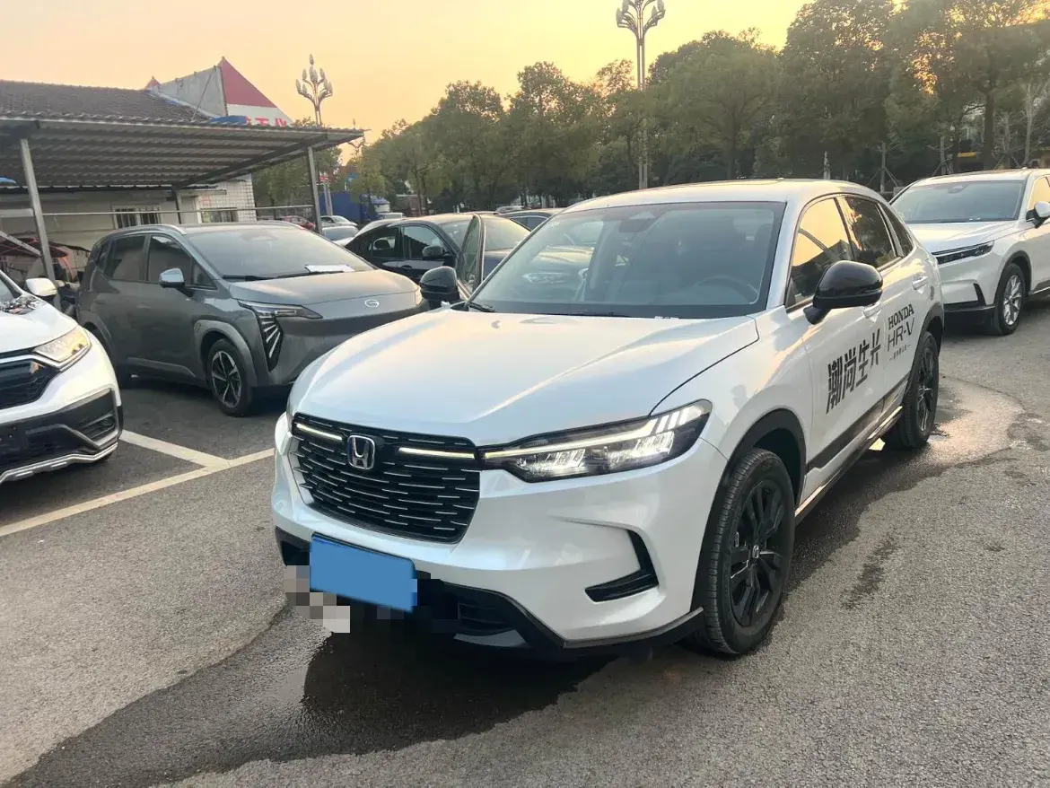 2023 Honda HR-V 2.0L 143HP L4 E-CVT Hybrid