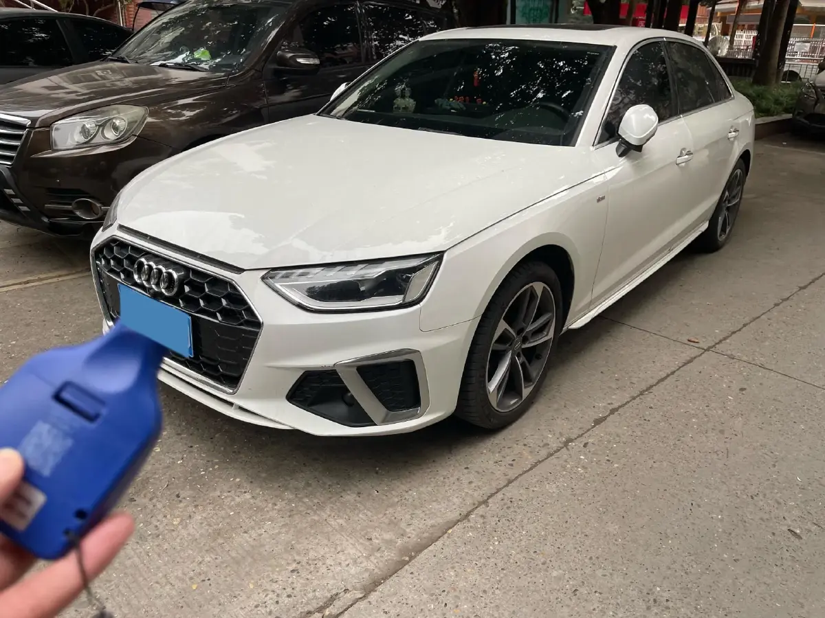 2020 Audi A4L 2.0T 190HP L4 7DCT