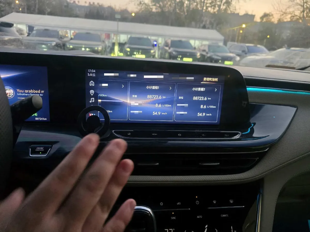 2023 Buick GL8 2.0T 237HP L4 9AT,autocango,china used car exporter,china ev exporter,chinese used car exporter,chinese used ev exporter