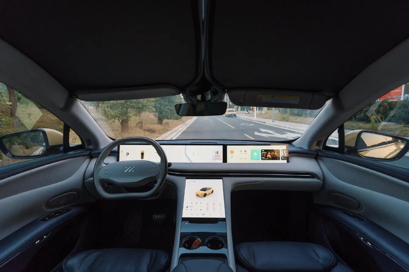 2024 IM LS7 BEV 90KWH,autocango,china used car exporter,china ev exporter,chinese used car exporter,chinese used ev exporter