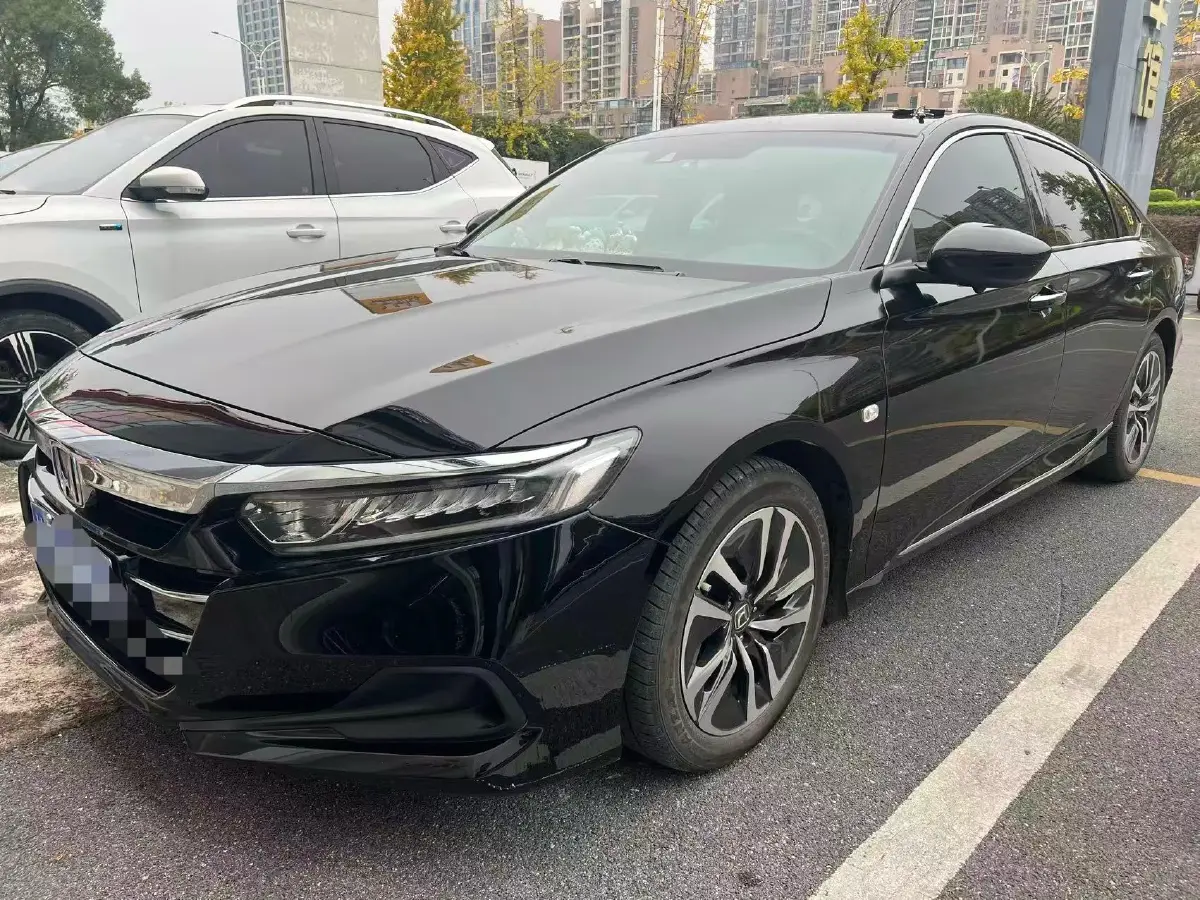 2022 Honda Accord 2.0L 146HP L4 E-CVT Hybrid