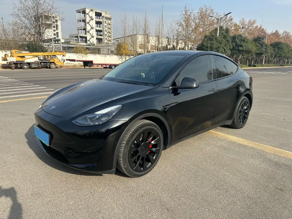 2022 Tesla Model Y BEV 60KWH