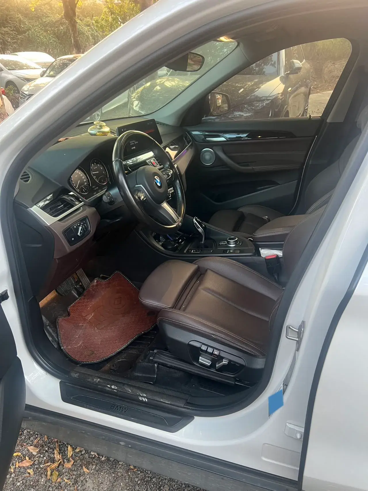 2022 BMW X1 thumbnail 3