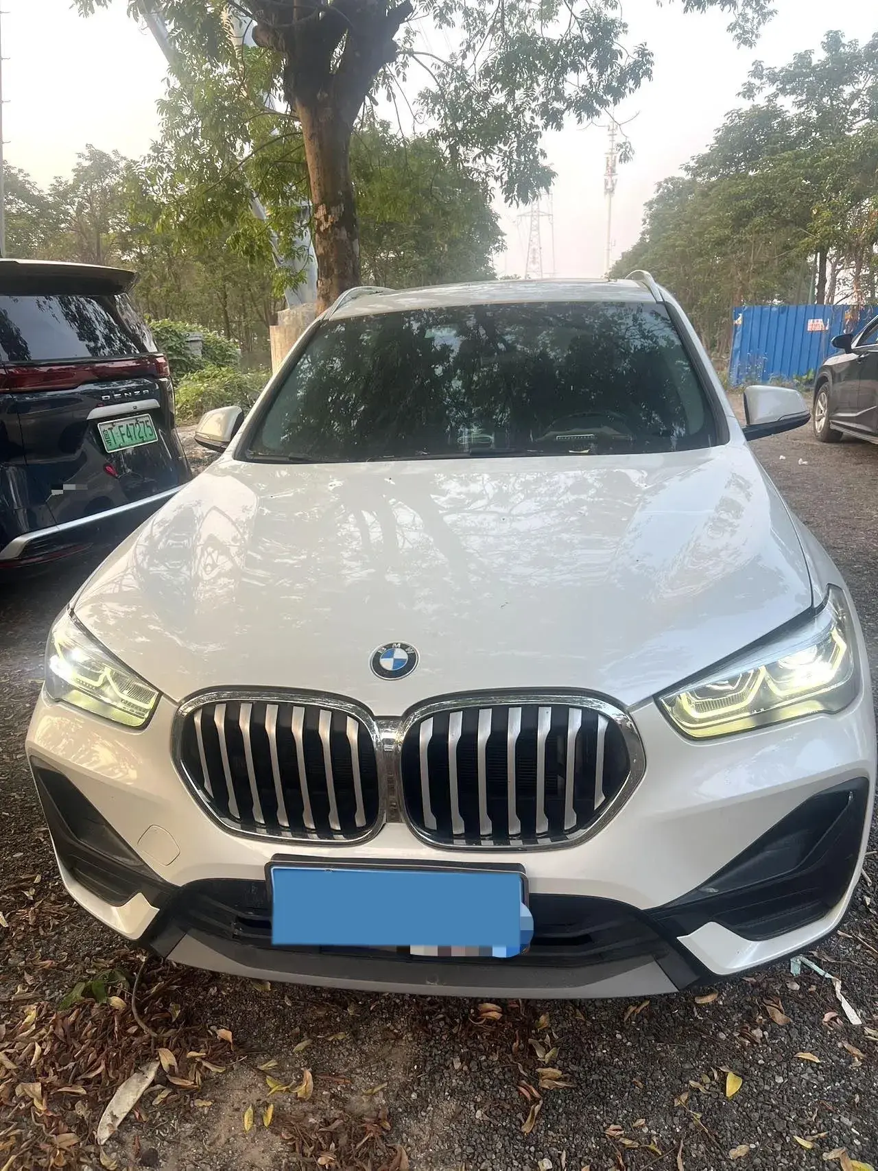 2022 BMW X1 thumbnail 2