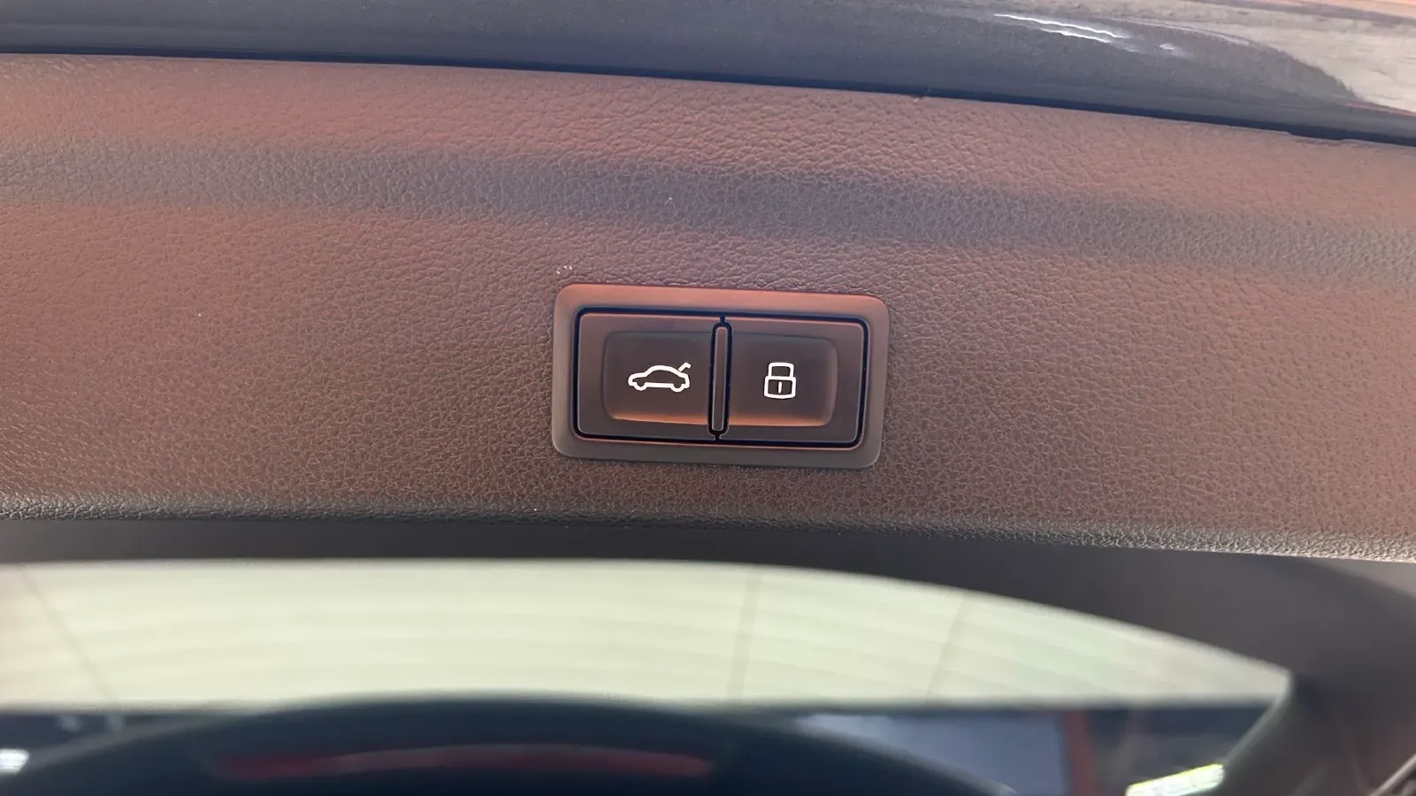 2022 Audi Q3 1.4T 150HP L4 7DCT,autocango,china used car exporter,china ev exporter,chinese used car exporter,chinese used ev exporter