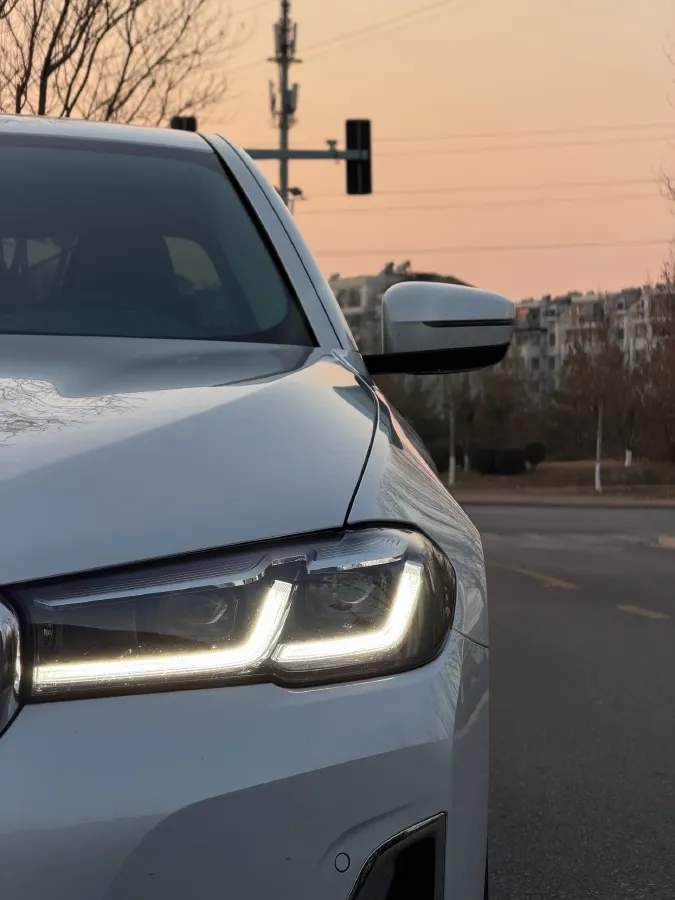 2022 BMW 5 Series 2.0T 252HP L4 8AT,autocango,china used car exporter,china ev exporter,chinese used car exporter,chinese used ev exporter