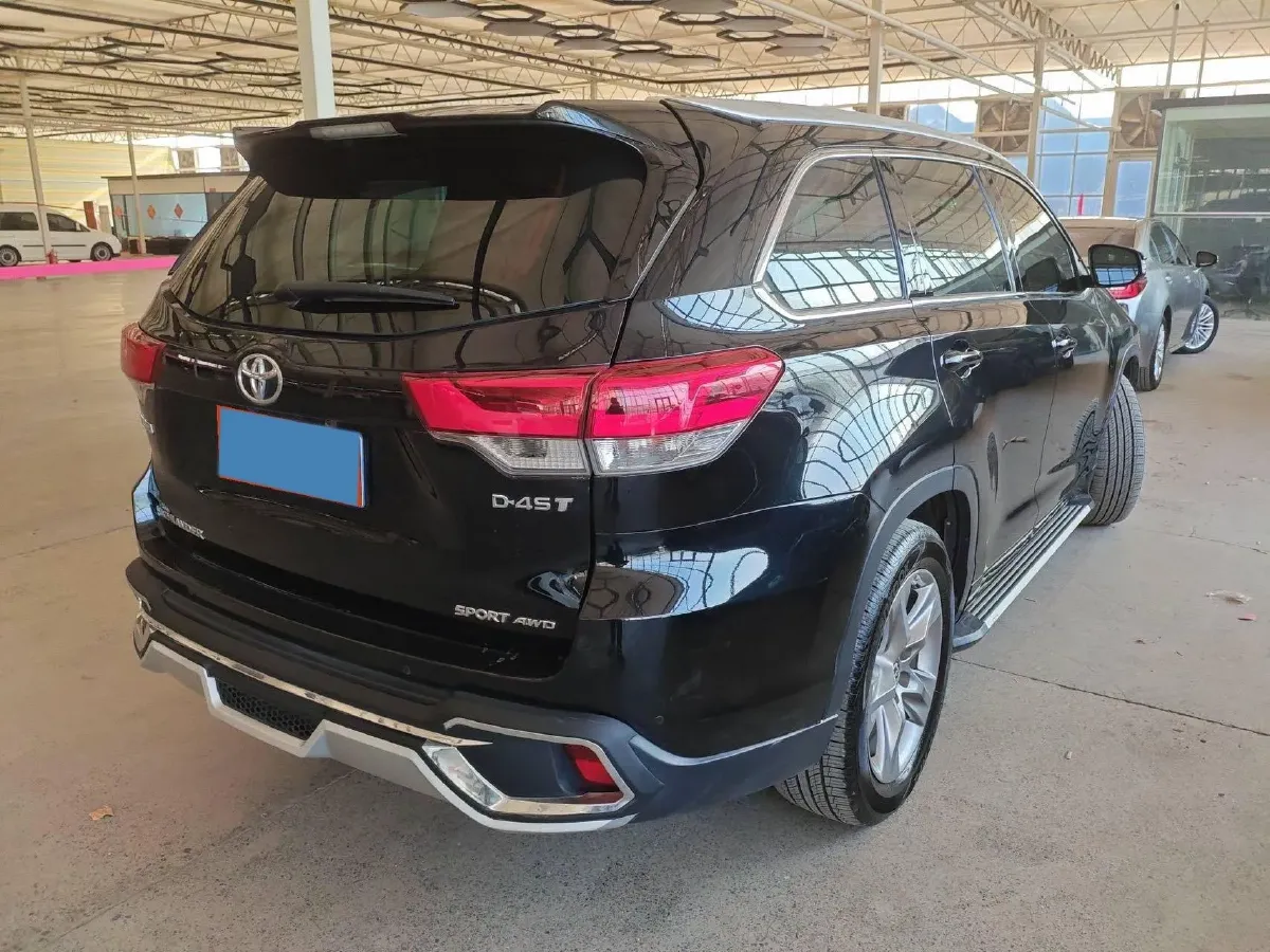 2018 Toyota Highlander 2.0T 220HP L4 6AT,autocango,china used car exporter,china ev exporter,chinese used car exporter,chinese used ev exporter
