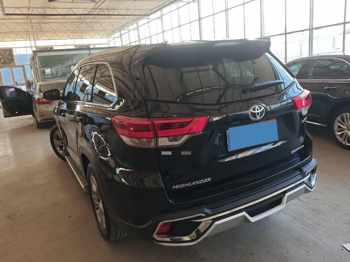 2018 Toyota Highlander 2.0T 220HP L4 6AT,autocango,china used car exporter,china ev exporter,chinese used car exporter,chinese used ev exporter