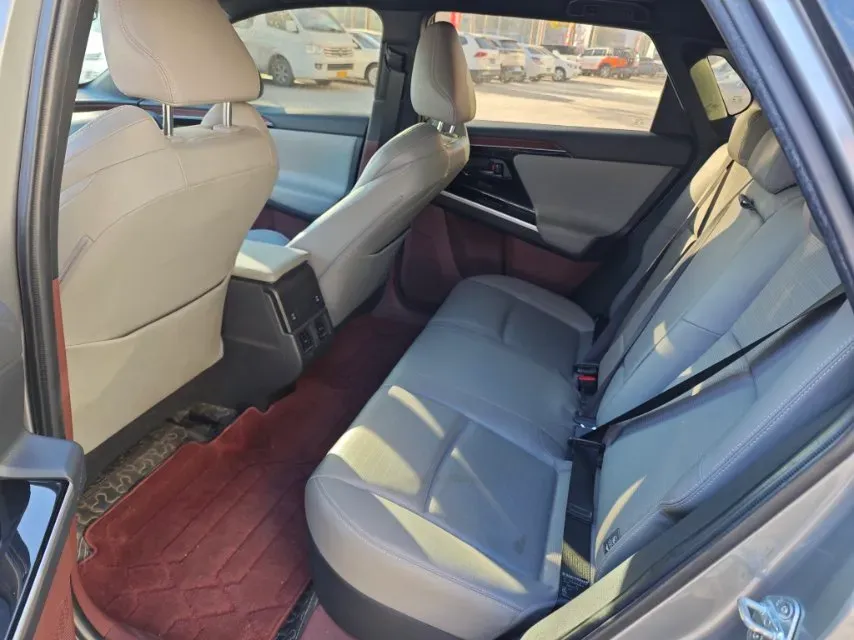 2022 Toyota bZ4X BEV 66.7KWH,autocango,china used car exporter,china ev exporter,chinese used car exporter,chinese used ev exporter