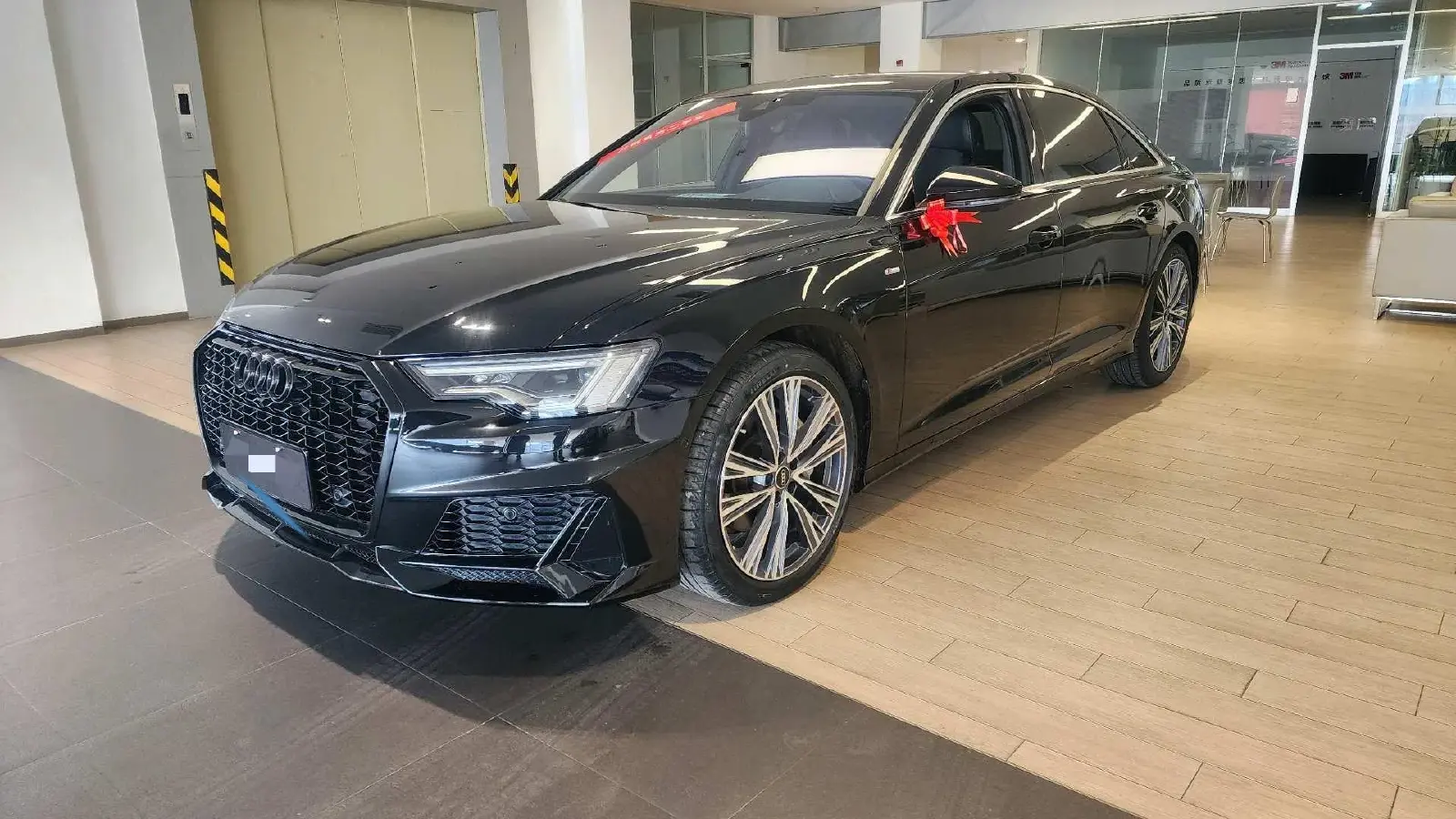 2024 Audi A6L 2.0T 245HP L4 7DCT
