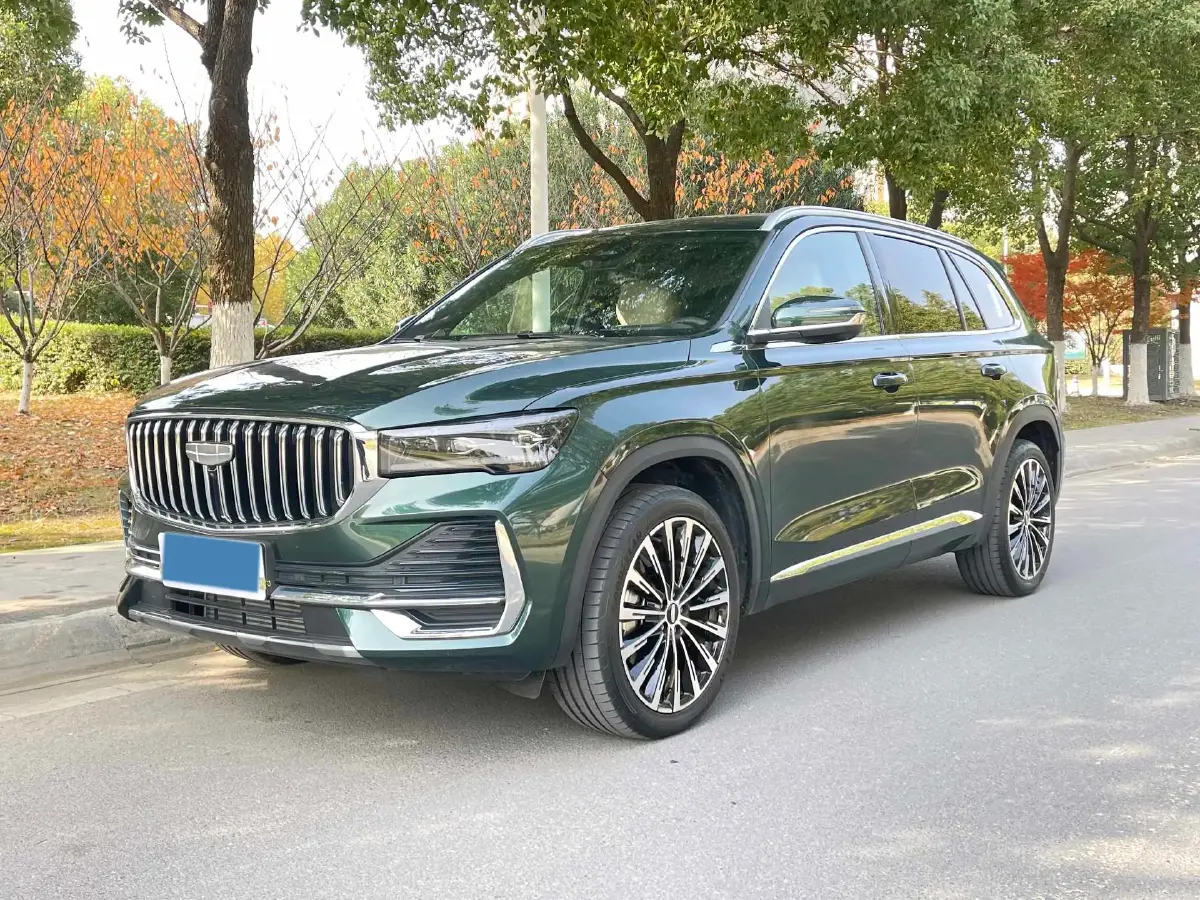 2025 Geely Monjaro 2.0T 238HP L4 8AT