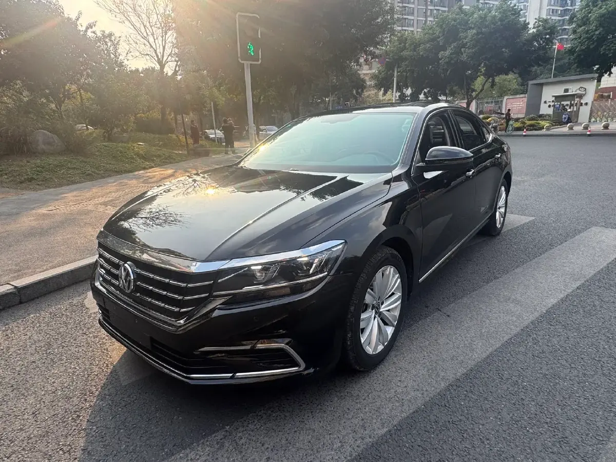 2021 Volkswagen Passat 1.4T 150HP L4 7DCT