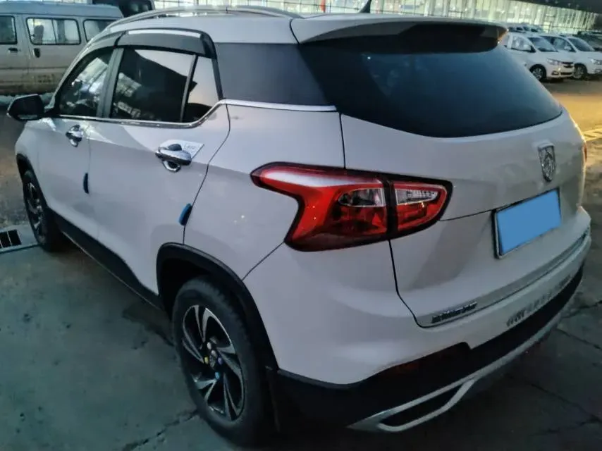 2017 BaoJun 510 1.5L 112HP L4 6MT,autocango,china used car exporter,china ev exporter,chinese used car exporter,chinese used ev exporter