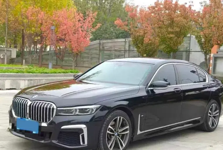 2019 BMW 7 Series 3.0T 340HP L6 8AT