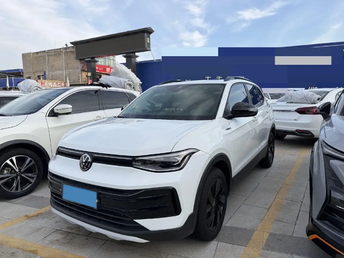 2025 Volkswagen Tharu 1.5L 110HP L4 6AT