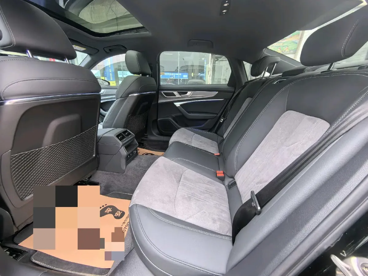 2024 Audi A6L 2.0T 190HP L4 7DCT,autocango,china used car exporter,china ev exporter,chinese used car exporter,chinese used ev exporter