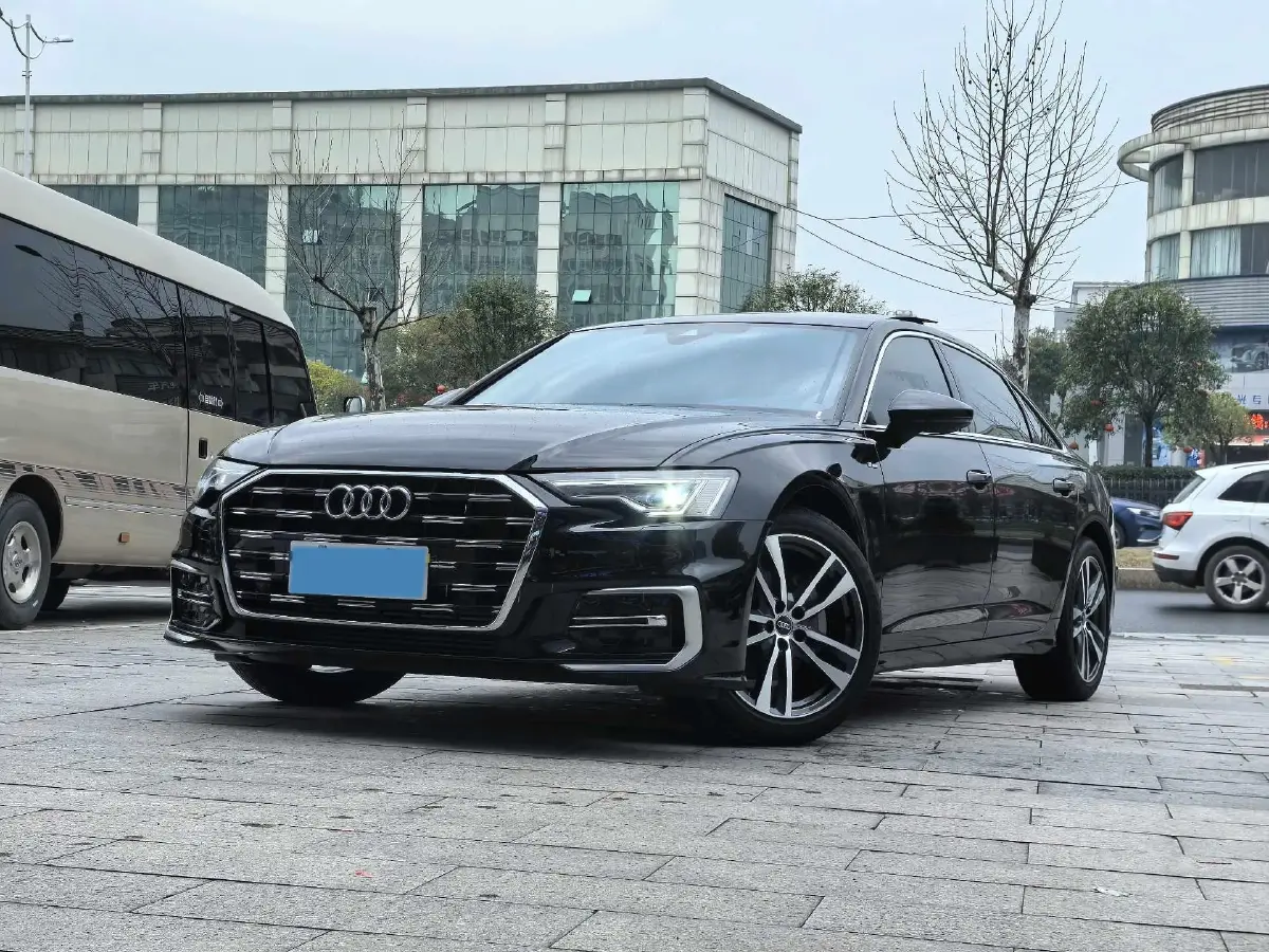 2024 Audi A6L 2.0T 190HP L4 7DCT