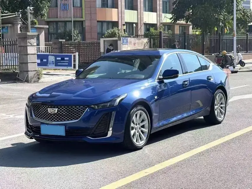 2021 Cadillac CT5 2.0T 237HP L4 10AT