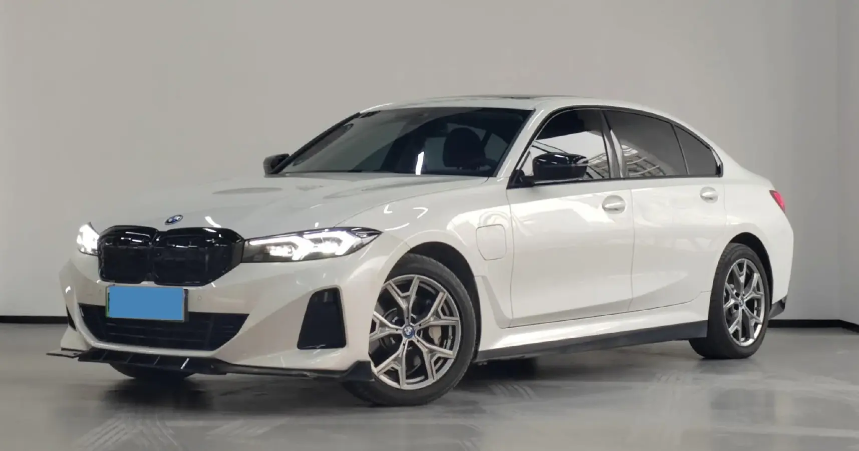 2024 BMW i3 BEV 70KWH