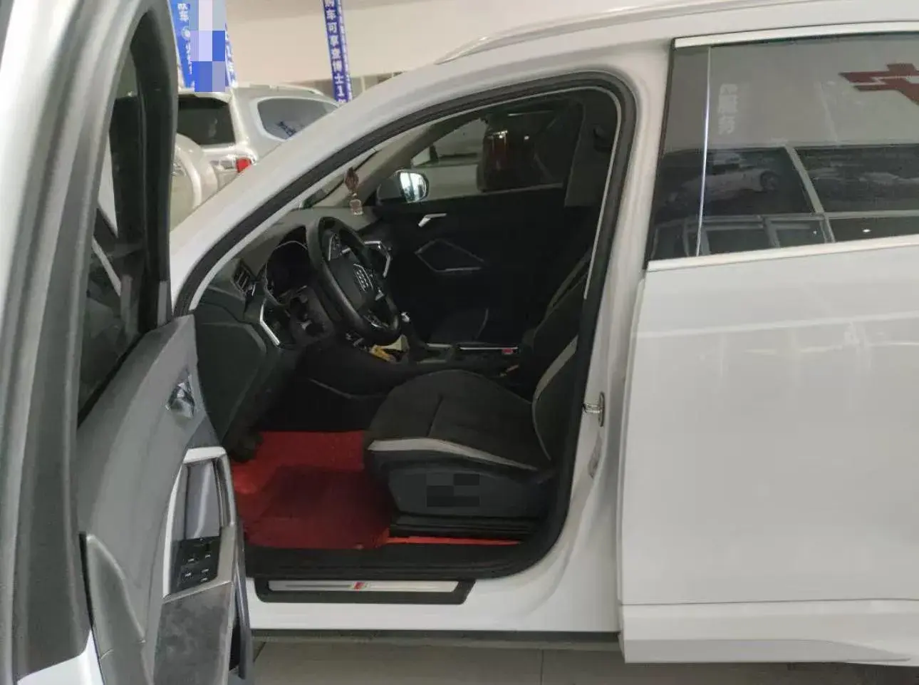 2021 AUDI Q3 thumbnail 4