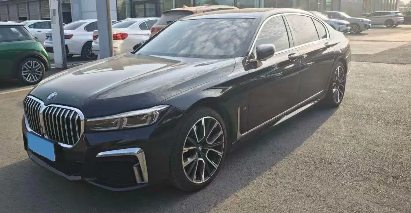 2021 BMW 7 Series 3.0T 340HP L6 8AT