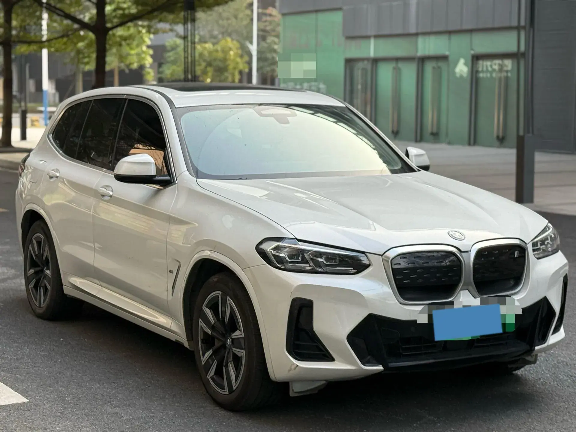 2022 TESLA MODEL thumbnail 2