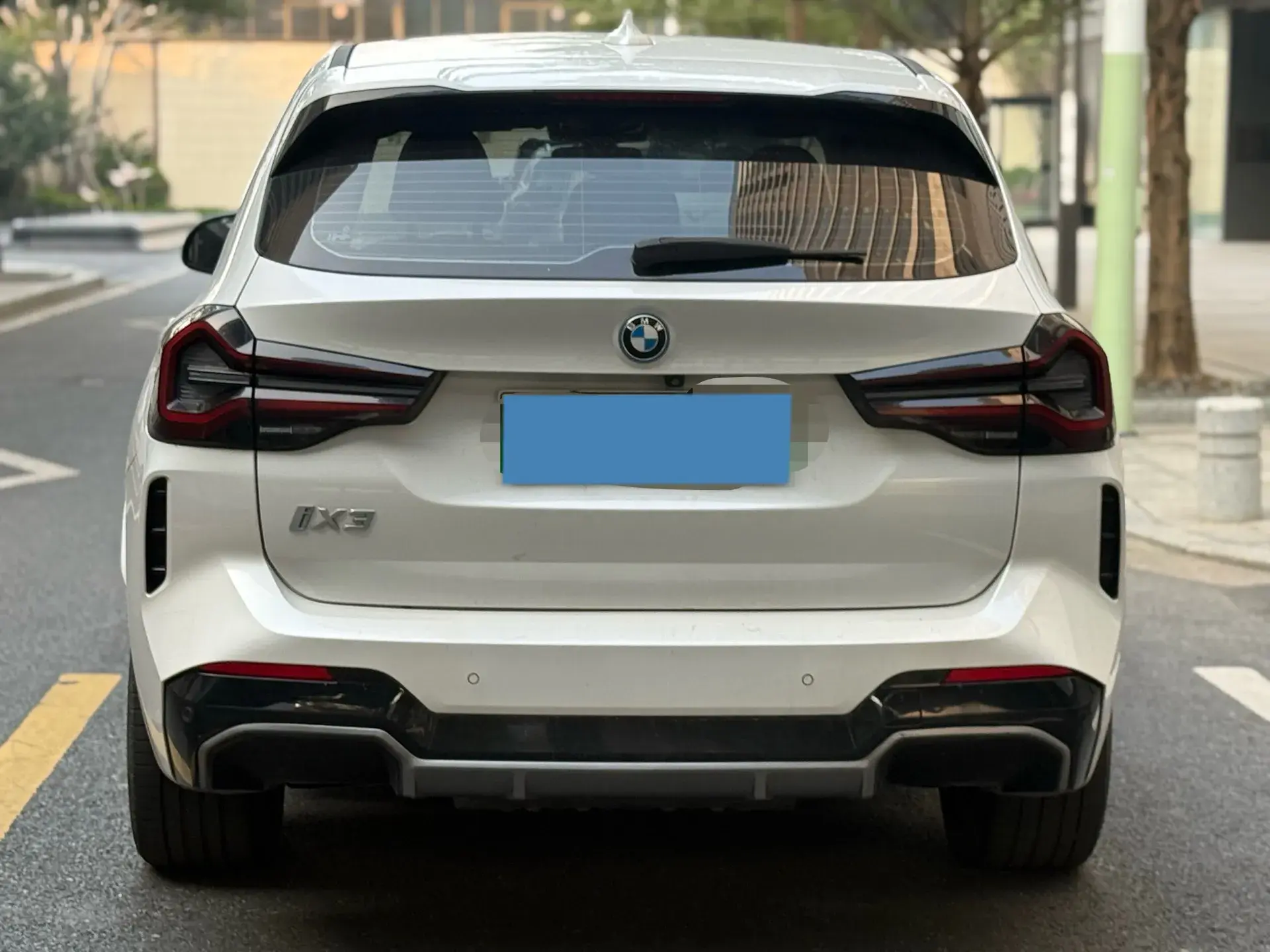 2022 TESLA MODEL thumbnail 4