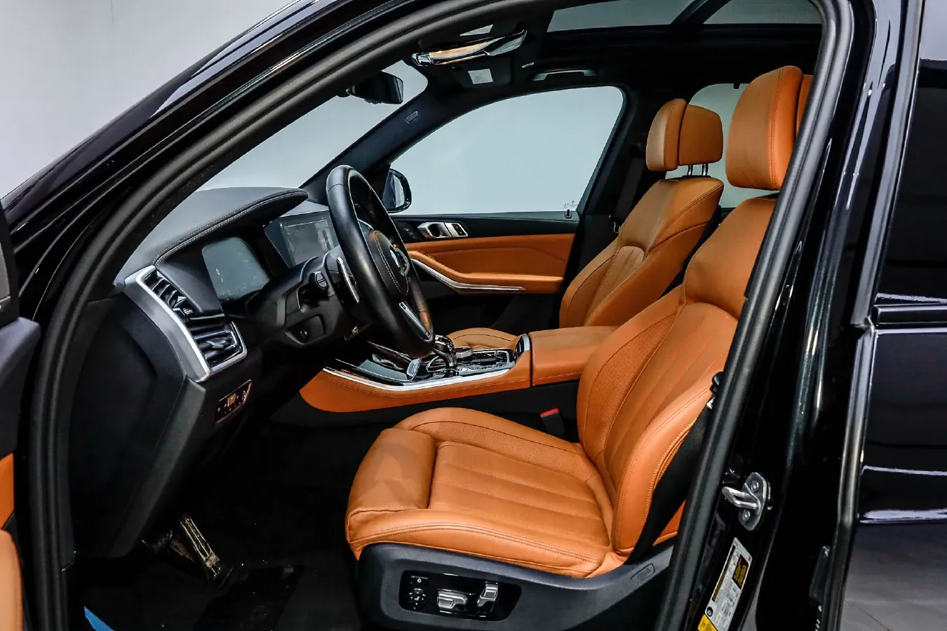 2019 BMW X5 3.0T 340HP L6 8AT,autocango,china used car exporter,china ev exporter,chinese used car exporter,chinese used ev exporter