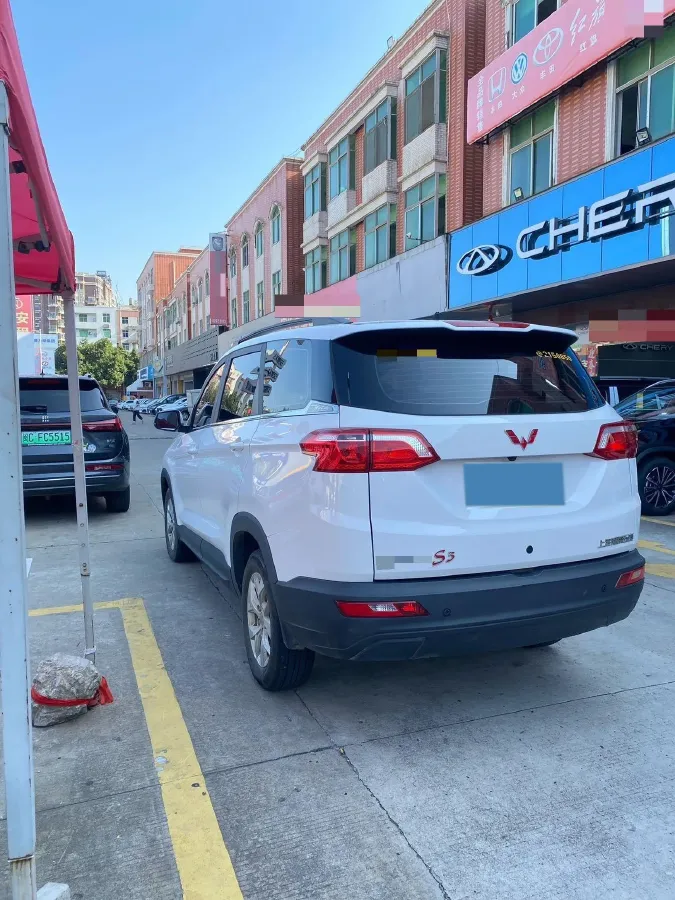 2019 Venucia M50V 1.5L 112HP L4 5MT,autocango,china used car exporter,china ev exporter,chinese used car exporter,chinese used ev exporter