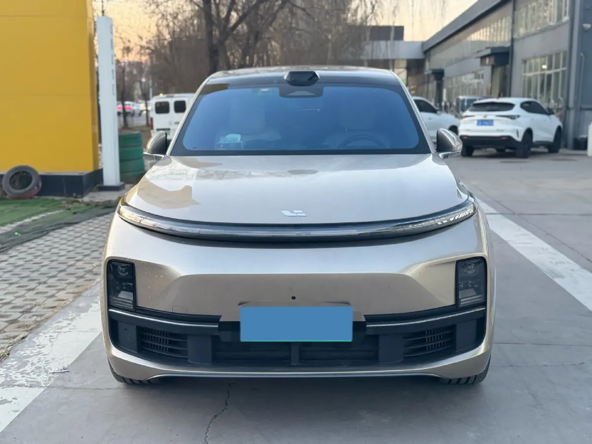 2024 Ford Bronco 2.3T 275HP L4 10AT,autocango,china used car exporter,china ev exporter,chinese used car exporter,chinese used ev exporter