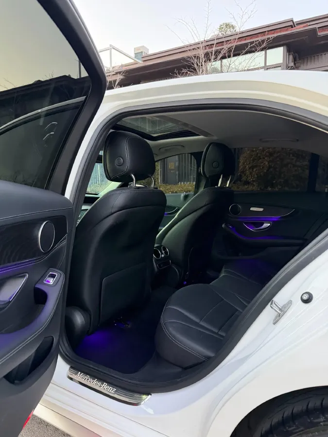 2020 Mercedes-Benz C Class 1.5T 156HP L4 9AT,autocango,china used car exporter,china ev exporter,chinese used car exporter,chinese used ev exporter