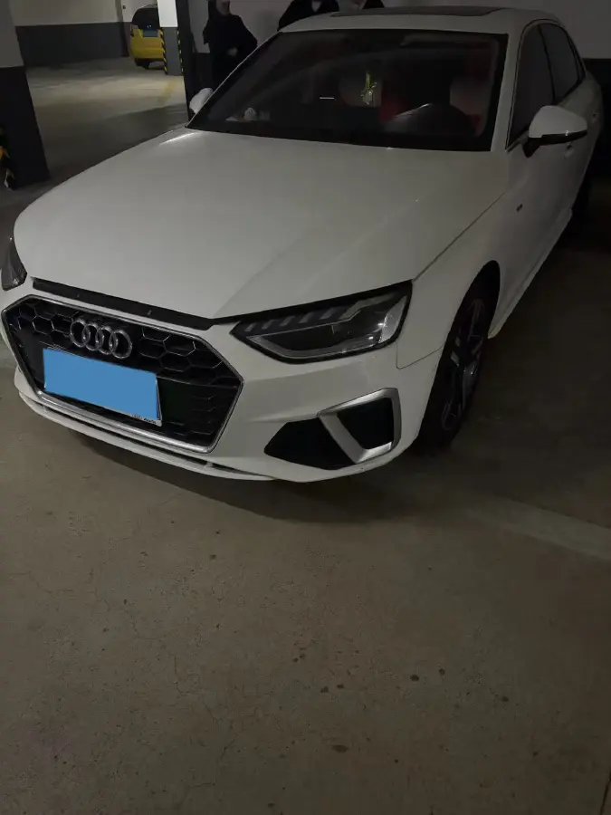 2020 Audi A4L 2.0T 190HP L4 7DCT