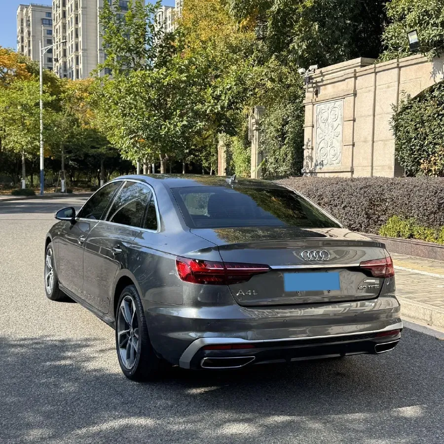 2020 Audi A4L 2.0T 190HP L4 7DCT,autocango,china used car exporter,china ev exporter,chinese used car exporter,chinese used ev exporter