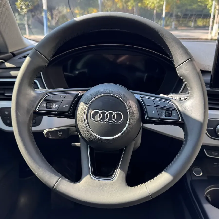 2020 Audi A4L 2.0T 190HP L4 7DCT,autocango,china used car exporter,china ev exporter,chinese used car exporter,chinese used ev exporter